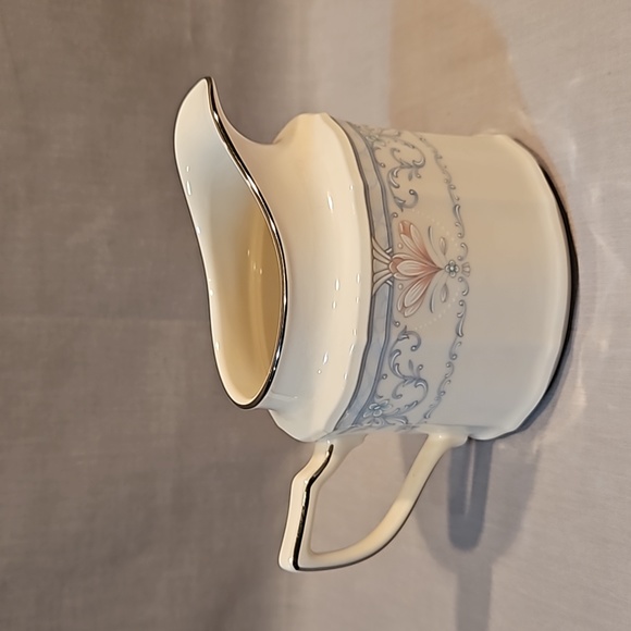 New Noritake Crown Flower 7324 Creamer & Sugar Bowl w/Lid Ivory China - Picture 8 of 13